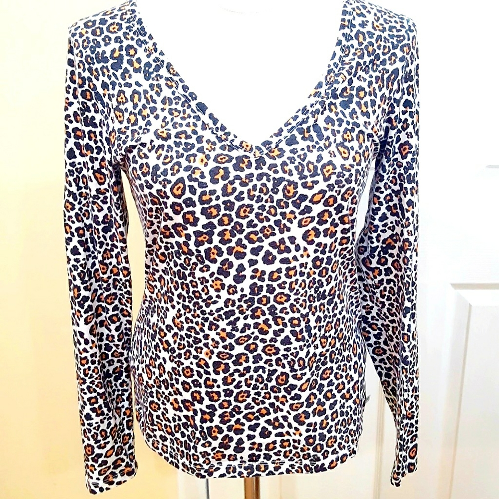 ⭐ Victoria's Secret | Leopard top